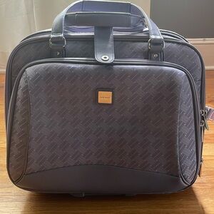 NINE WEST & CO  Rolling luggage Travel Bag Weekend Business Case Purple